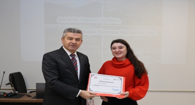 Artvin'de sigara bırakanlara teşekkür belgesi verildi