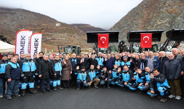 Artvin İl Özel İdaresi makine parkına 35 araç kazandırıldı