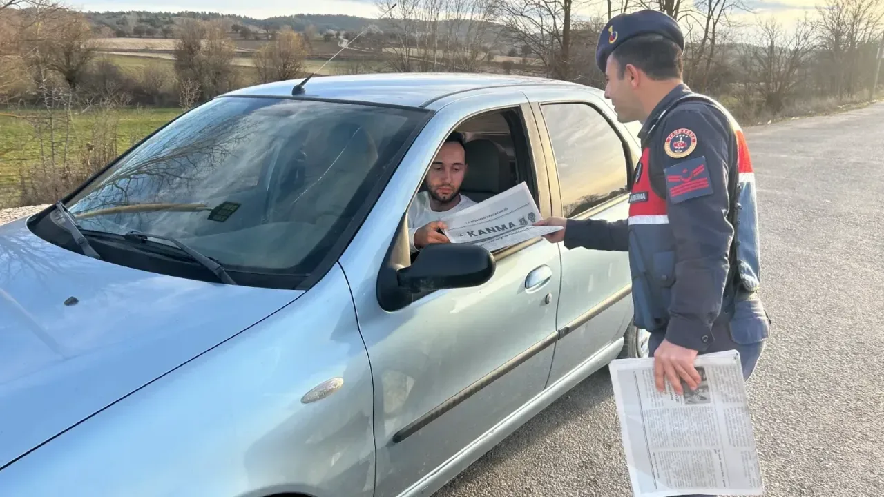 Dolandırıcılara karşı gazete ile mücadele