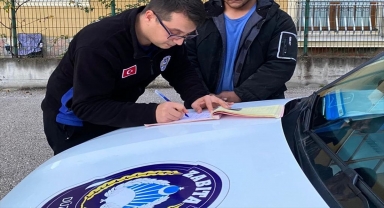 Düzce'de çevreyi kirlettiği tespit edilen kişiye kirlettiği alan temizlettirildi