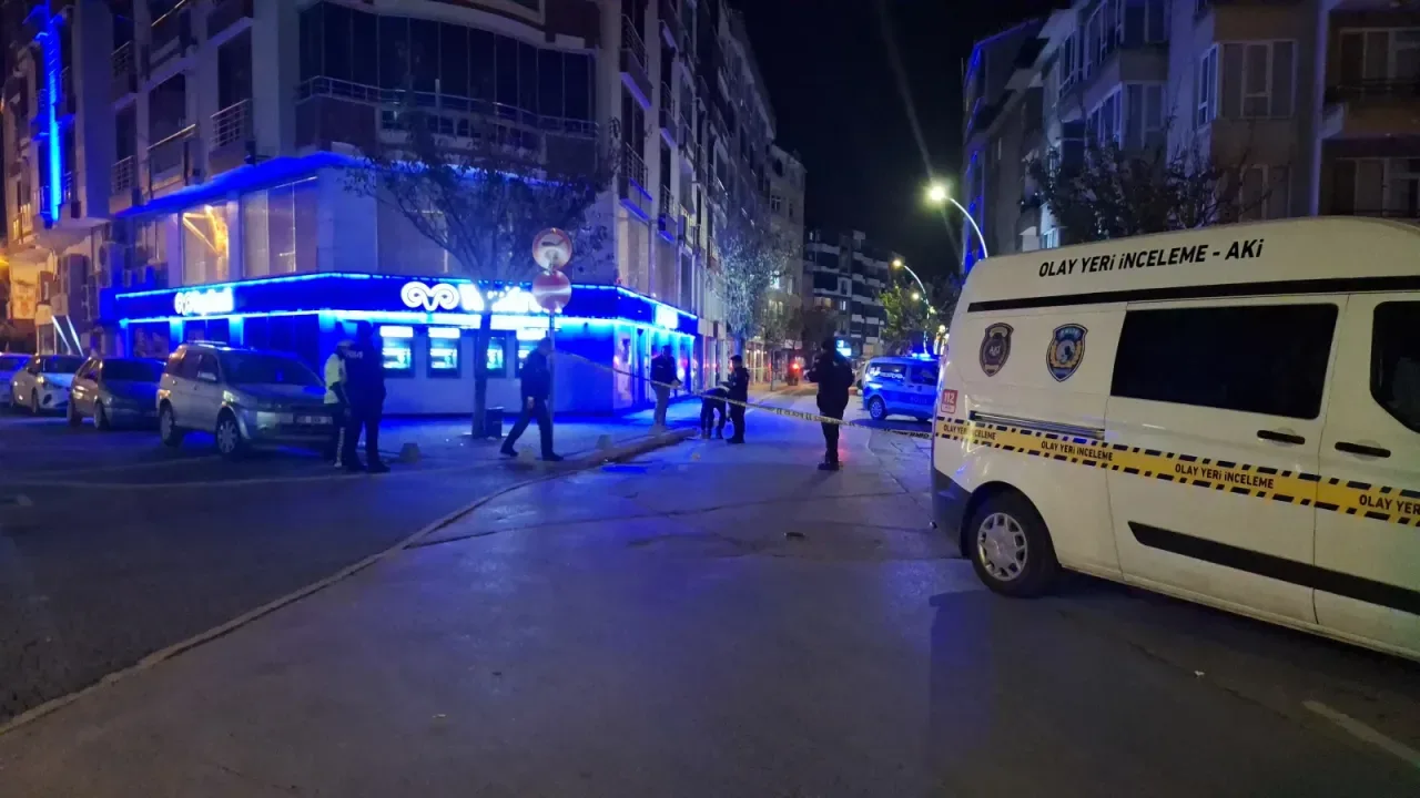 Kardeşler arasındaki tartışmada 2 kişi silahla yaralandı