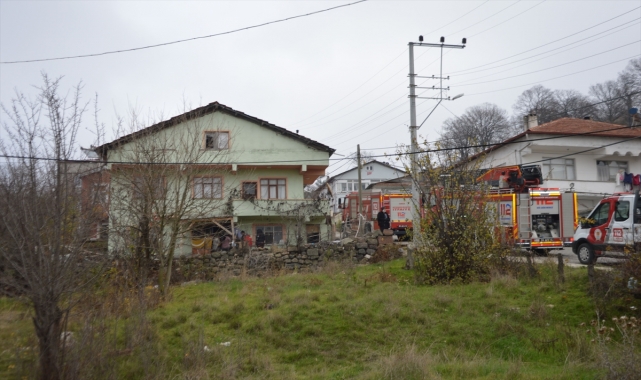 Samsun'da yangın çıkan evde hasar oluştu