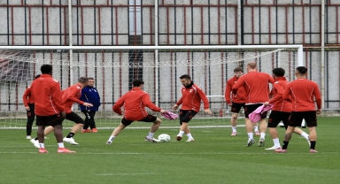 Samsunspor, Konferans Ligi'nde karşılaşacağı AEK maçına hazır