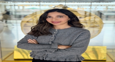 Tek elle telefon kullanımı el ve bilek sorunlarına davetiye çıkarıyor