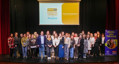 Teknosa'nın Kadın için Teknoloji projesinde yılın son eğitimi verildi