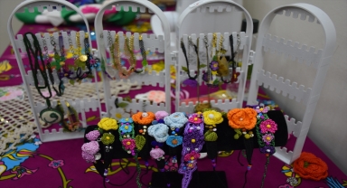 Trabzon'da kadınlar ürettikleri ürünlerin tanıtım ve satışını da kendileri yapıyor