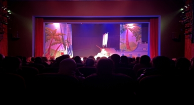 Trabzon'da koruma ve bakım altındaki çocuklar tiyatro oyunu sahneledi