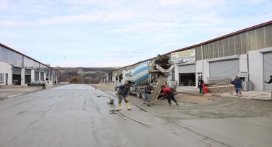 Vezirköprü'de Hurdacılar ve Keresteciler Sitesi'nde beton yol çalışmaları başladı