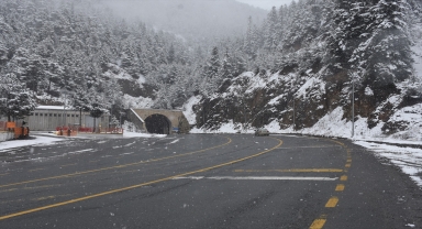 Zigana Dağı'nda kar etkili oldu