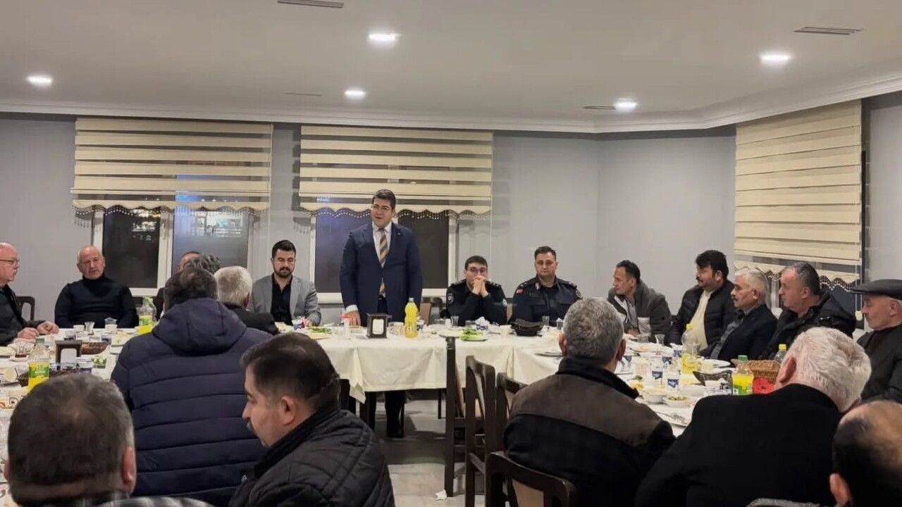 Piraziz’de Protokol ve Muhtarlar İftar Sofrasında Buluştu