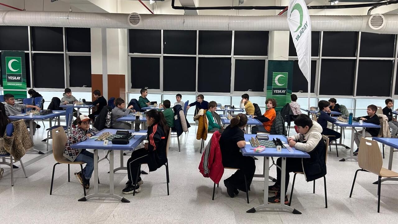 Zekalar Yarıştı, Bağımlılık Kaybetti: Giresun’da Yeşilay Satranç Turnuvası Tamamlandı