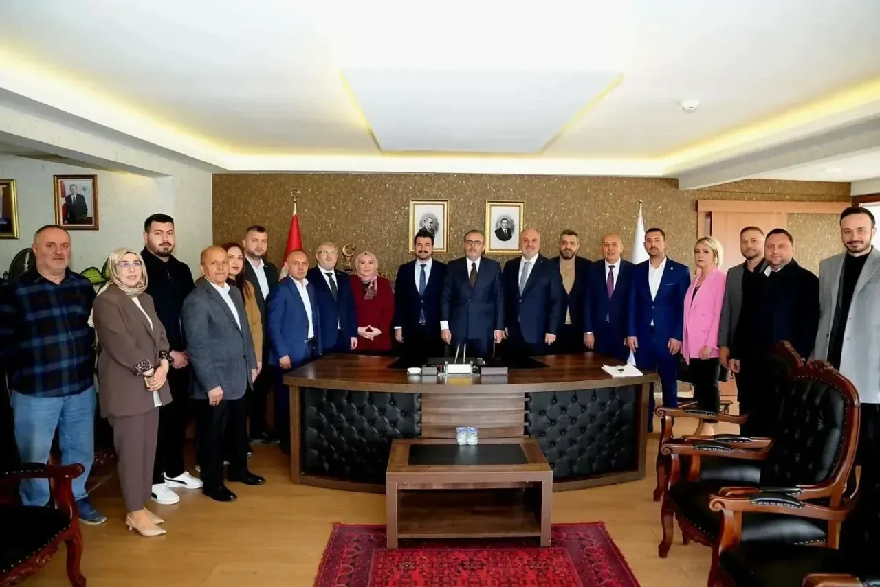 AK Partili Mahir Ünal Giresun'da