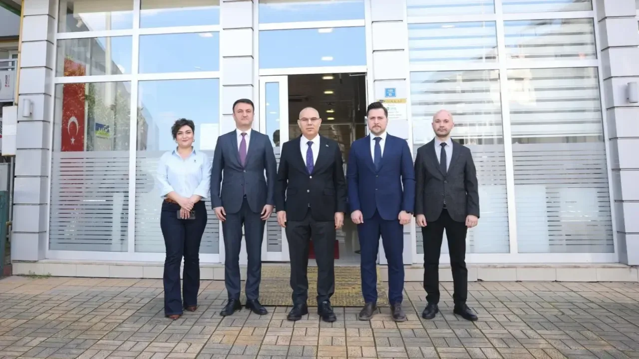 Vali Mustafa Koç’tan Aksa Doğalgaz’a Çalışma Ziyareti