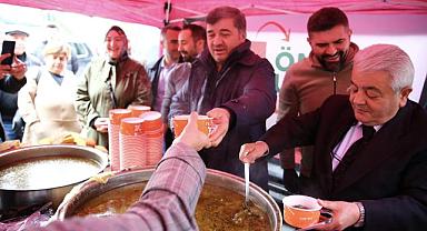 Giresun'da vatandaşlara karalahana çorbası ikram edildi